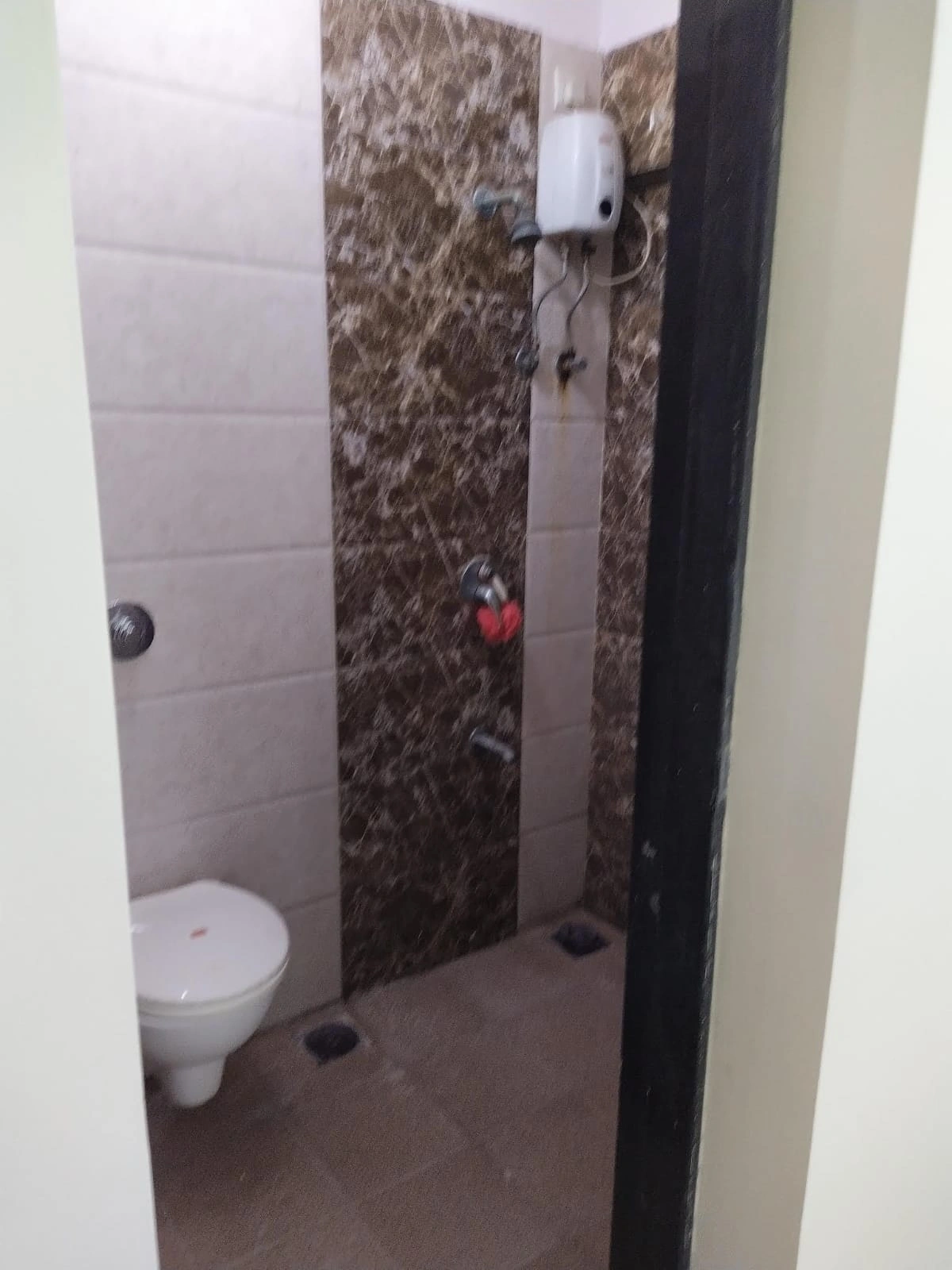 2.5 BHK Flat for Rent in sethia link view, Goregaon West